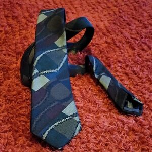 Sasha Fabiani Elegant Blue and Green Tie